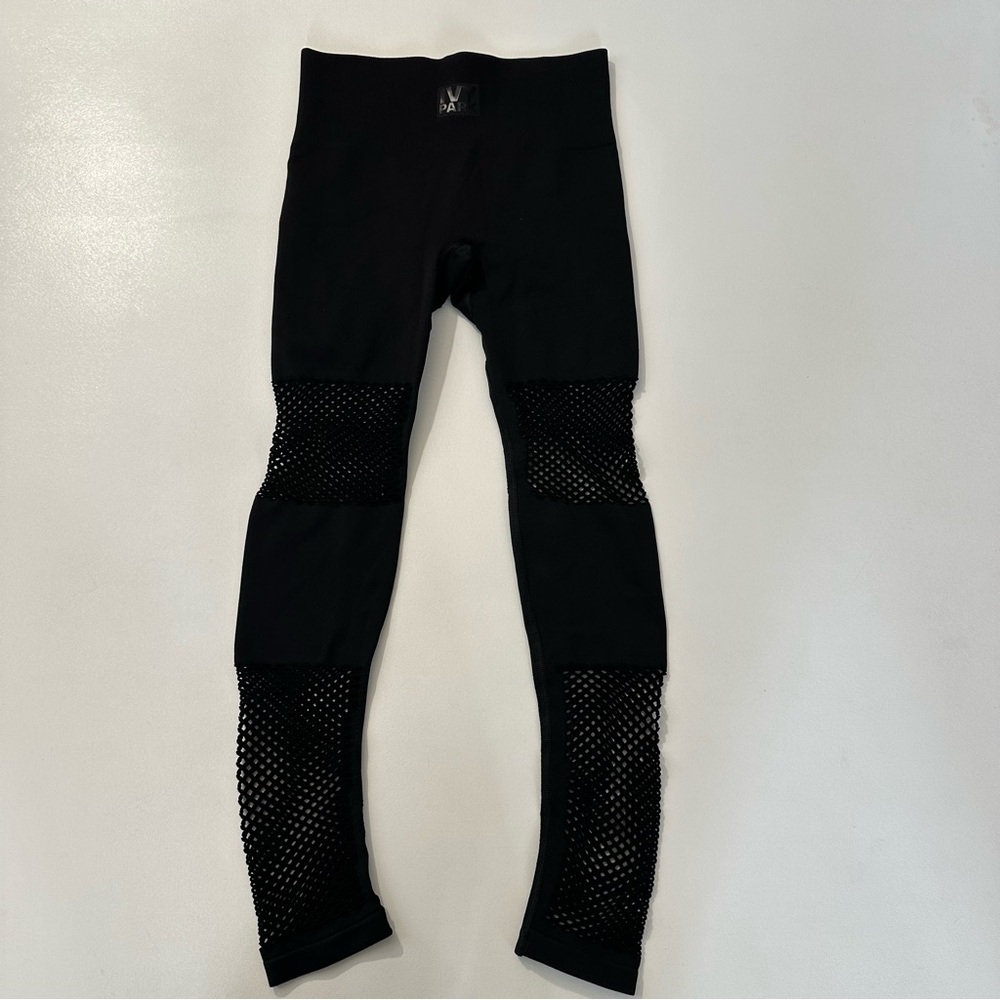 Ivy Park Active Circle Knit Leggings Womens Size S/M Black Fishnet Panels - Picture 6 of 11